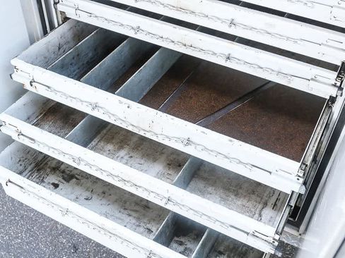 Used 2017 Ford F550 image 26