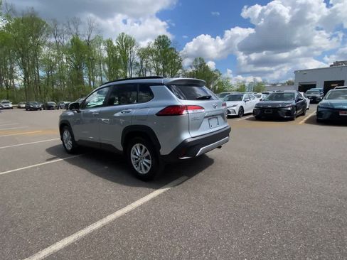 Certified 2023 Toyota Corolla Cross LE w/ Moonroof Package AWD/4WD image 6