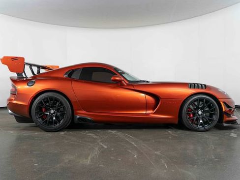 Used 2017 Dodge Viper GTC w/ ACR Package image 9