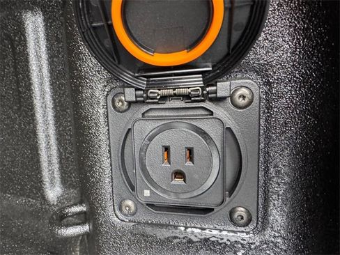 Used 2026 GMC Sierra 2500 Denali Ultimate image 11