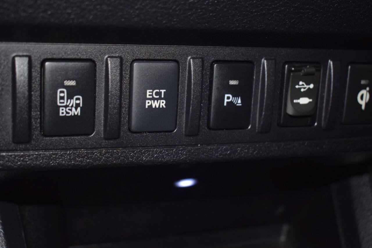 Used 2017 Toyota Tacoma TRD Pro AWD/4WD image 85