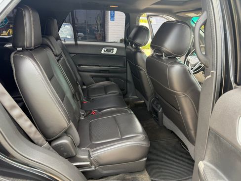 Used 2013 Ford Explorer Sport AWD/4WD image 16