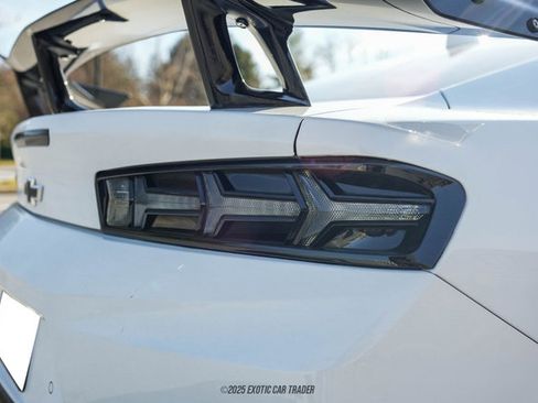 Used 2017 Chevrolet Camaro ZL1 RWD image 64