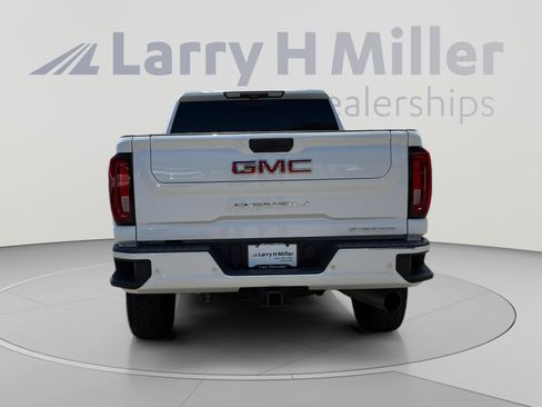 Used 2021 GMC Sierra 2500 Denali w/ Denali Ultimate Package AWD/4WD image 4