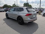 Used 2024 Volkswagen Tiguan SE R-Line image 5