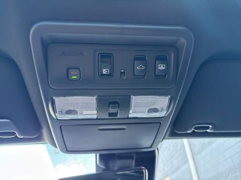 Used 2024 Nissan Titan PRO-4X w/ Pro-4x Convenience Package image 24