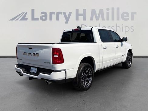 New 2026 RAM 1500 Laramie AWD/4WD image 5