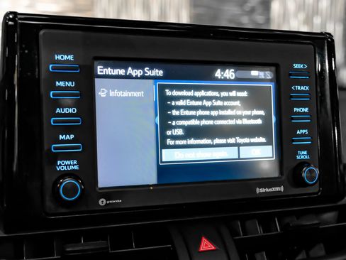 Used 2020 Toyota RAV4 XLE w/ Convenience Package FWD image 33
