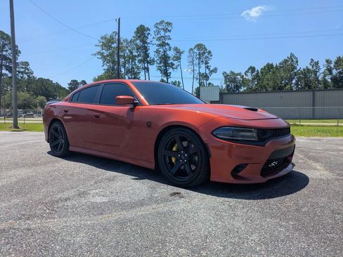Used 2021 Dodge Charger Scat Pack w/ Driver Convenience Group RWD image 2