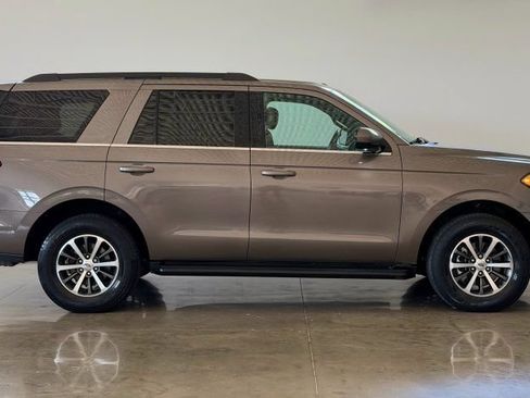 Used 2019 Ford Expedition XLT AWD/4WD image 8