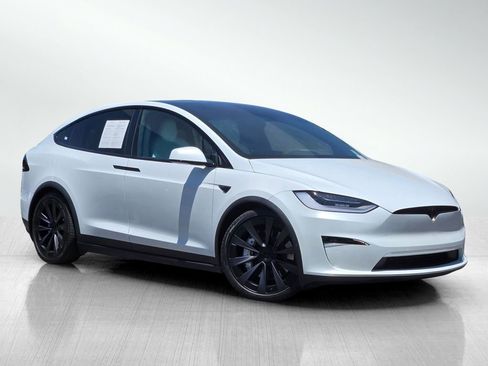 Used 2023 Tesla Model X AWD/4WD image 2