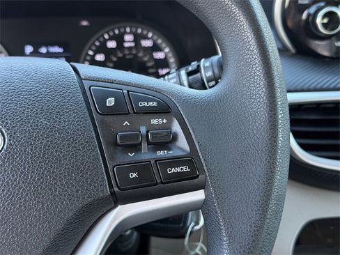 Used 2021 Hyundai Tucson SE image 12