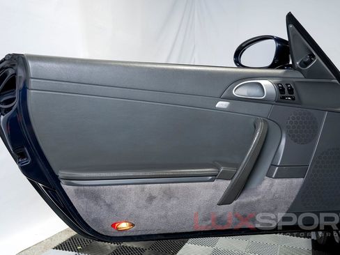 Used 2006 Porsche 911 Carrera S image 13