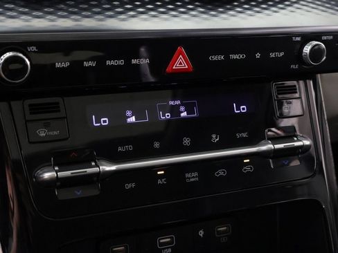 Used 2024 Kia Carnival SX Prestige FWD image 55