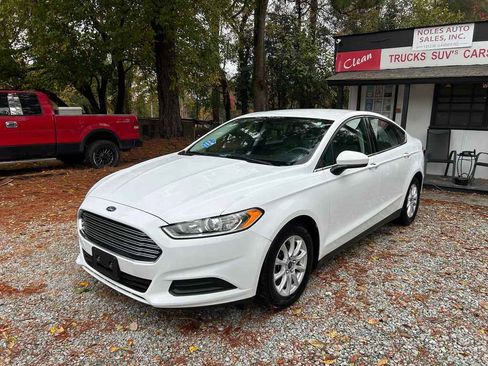 Used 2016 Ford Fusion S image 3