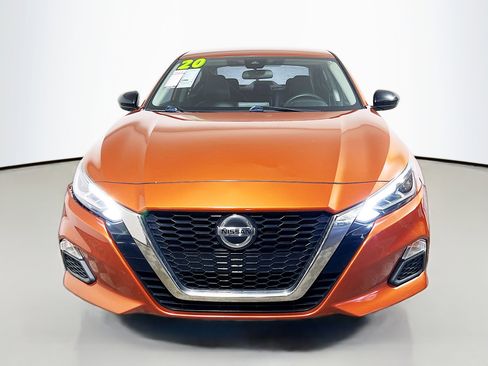 Used 2020 Nissan Altima 2.5 SR FWD image 11
