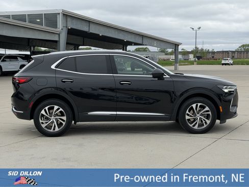 Used 2023 Buick Envision Essence AWD/4WD image 3