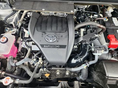Certified 2025 Toyota Highlander Platinum AWD/4WD image 32