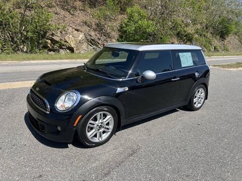 Used 2014 MINI Cooper Clubman S FWD image 2