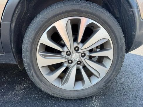 Used 2019 Buick Encore Preferred AWD/4WD image 11