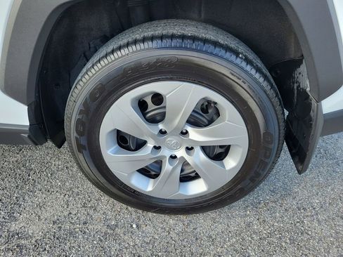 Used 2025 Toyota RAV4 LE image 8