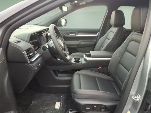 New 2026 GMC Terrain Elevation w/ Elevation Premium Package image 4