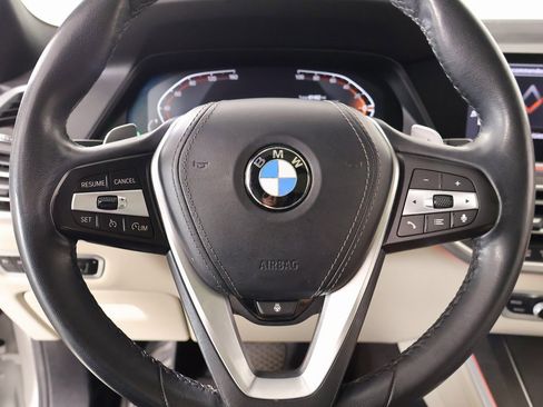 Used 2021 BMW X5 sDrive40i w/ Executive Package image 3