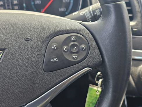 Used 2016 Chevrolet Impala LT w/ Convenience Package FWD image 26