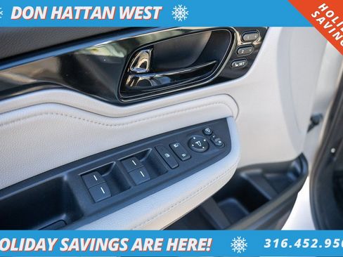 Used 2023 Honda Odyssey Elite image 16