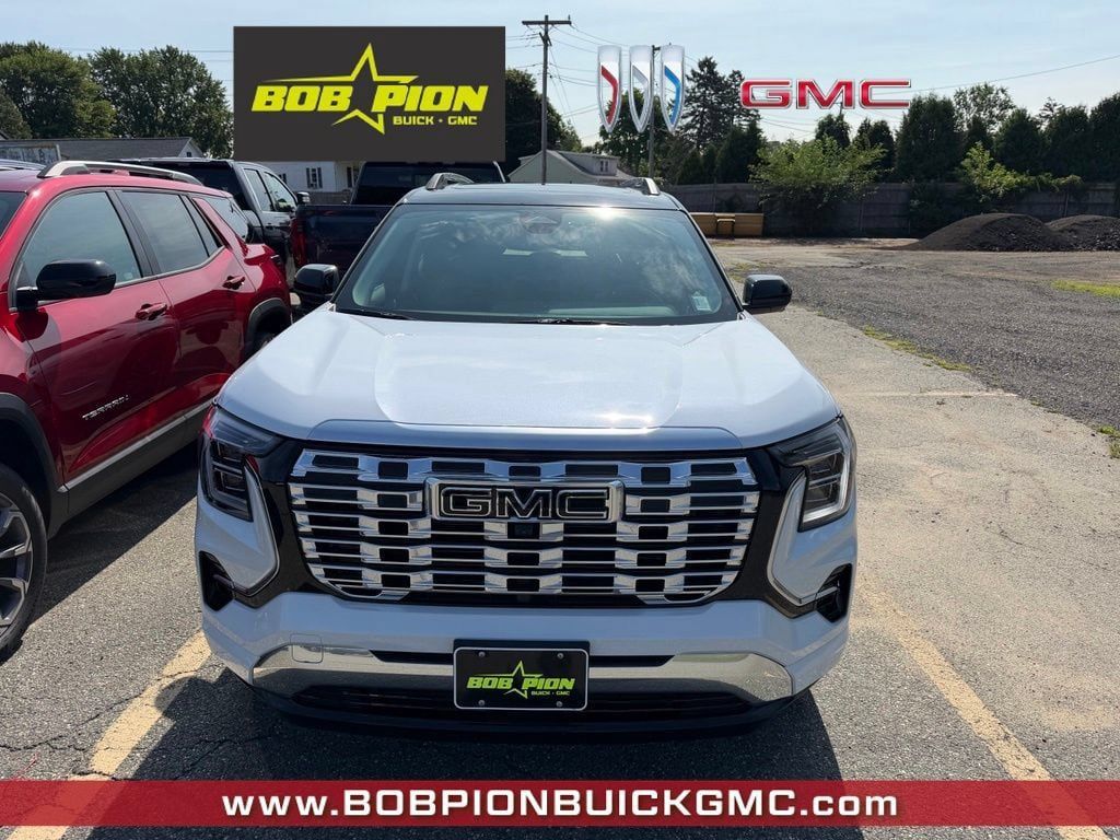 New 2027 GMC Terrain Denali w/ LPO, Black Badging Package AWD/4WD image 5