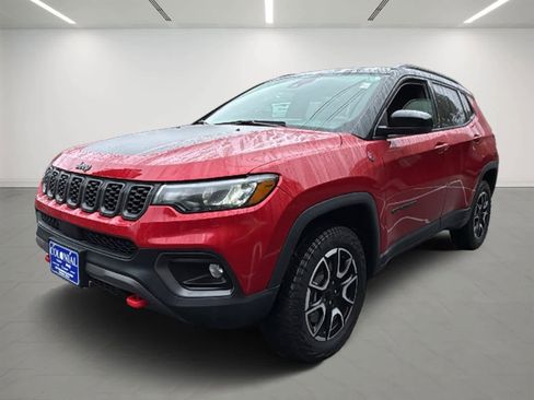 Certified 2024 Jeep Compass Trailhawk image 1