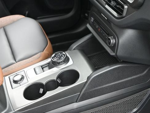 New 2026 Ford Bronco Sport Outer Banks w/ Sasquatch Outer Banks Package AWD/4WD image 26