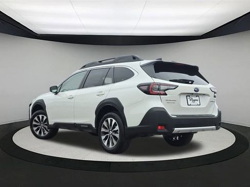 New 2025 Subaru Outback Limited image 5