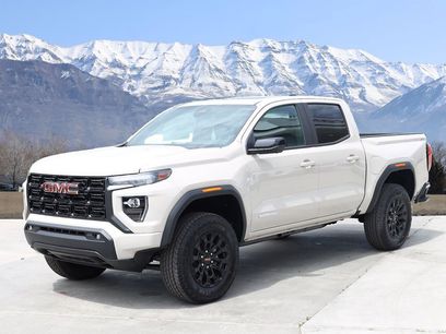 New 2026 GMC Canyon Elevation w/ Convenience Package