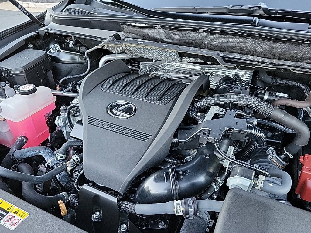 Used 2023 Lexus RX 350 F Sport w/ Accessory Package AWD/4WD image 18