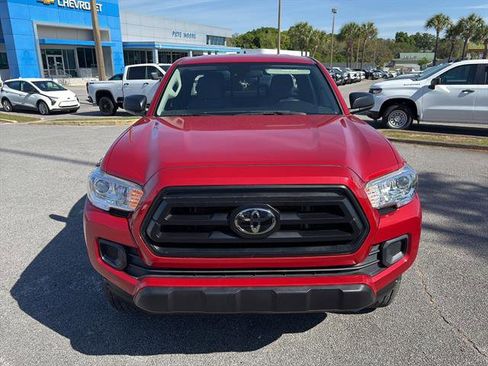 Used 2022 Toyota Tacoma SR w/ SX Package image 8