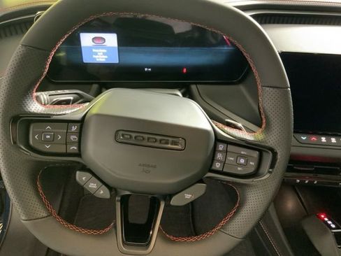 Used 2024 Dodge Charger R/T w/ Plus Group image 17