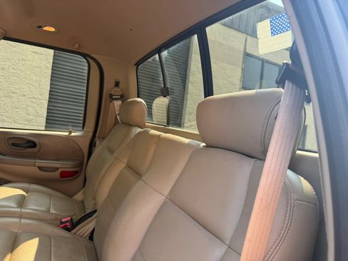 Used 2001 Ford F150 Lariat RWD image 31
