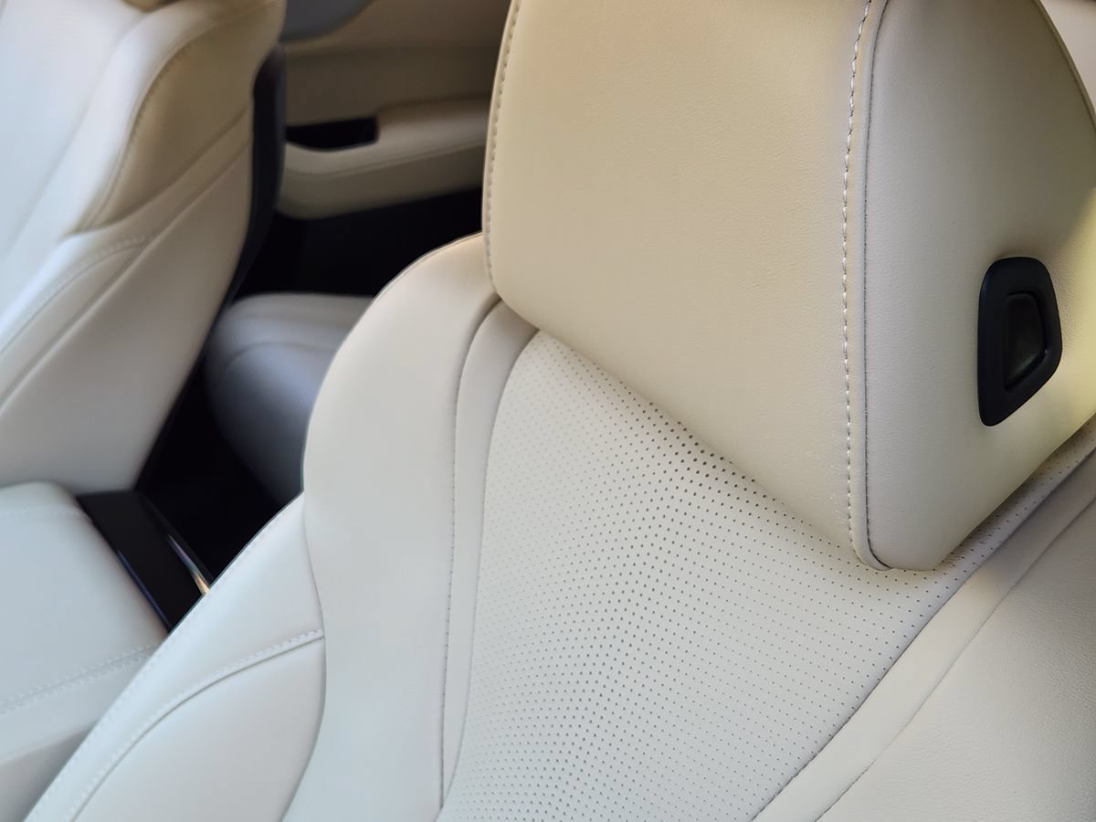 Used 2025 Acura MDX w/ Technology Package FWD image 20