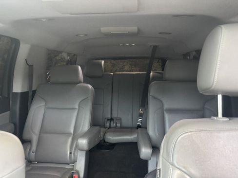 Used 2018 Chevrolet Suburban LT AWD/4WD image 14