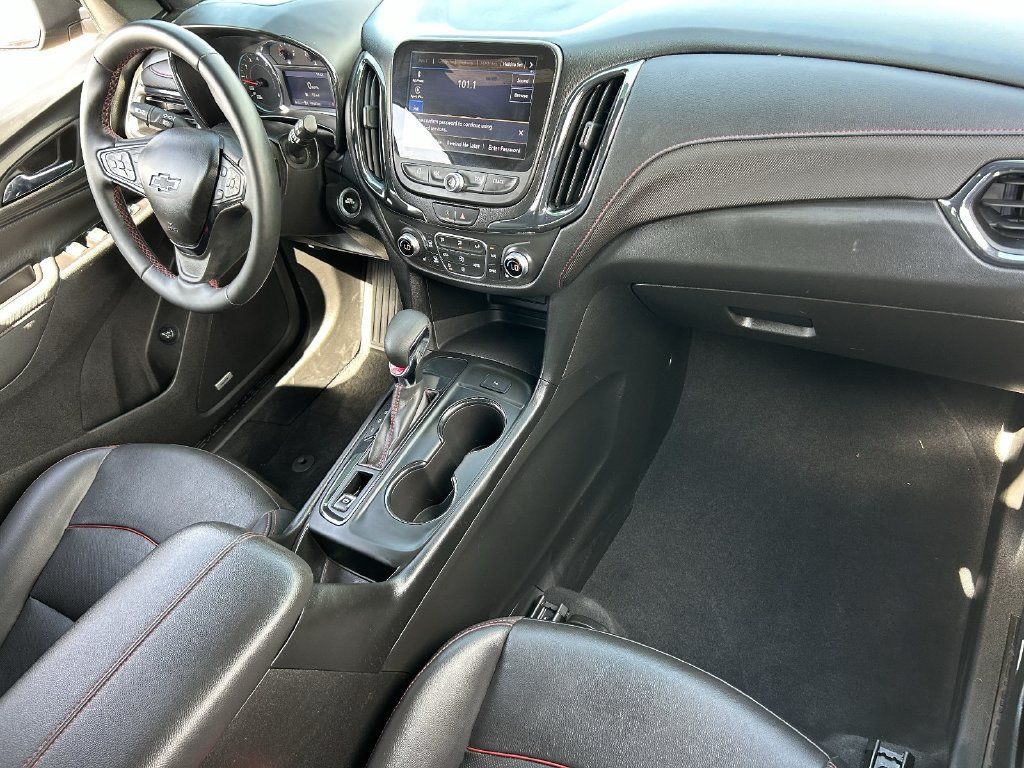 Used 2022 Chevrolet Equinox RS w/ RS Leather Package FWD image 12