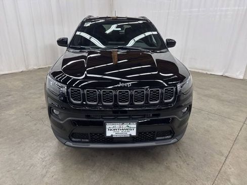 New 2026 Jeep Compass Latitude image 2