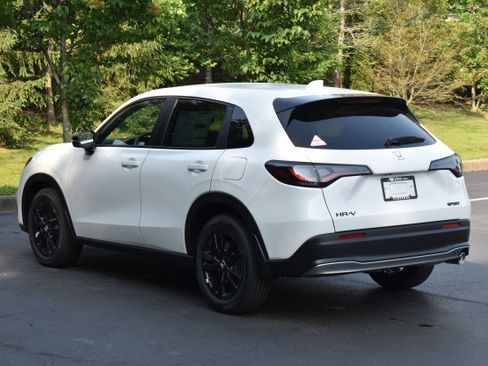 New 2026 Honda HR-V Sport image 5