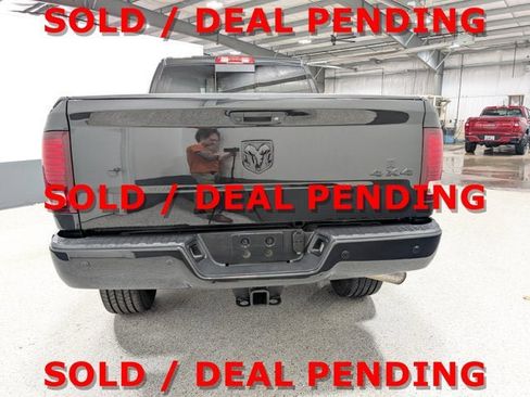 Used 2018 RAM 2500 Laramie w/ Sport Appearance Group AWD/4WD image 4