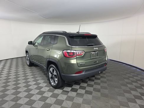 Used 2019 Jeep Compass Limited AWD/4WD image 3