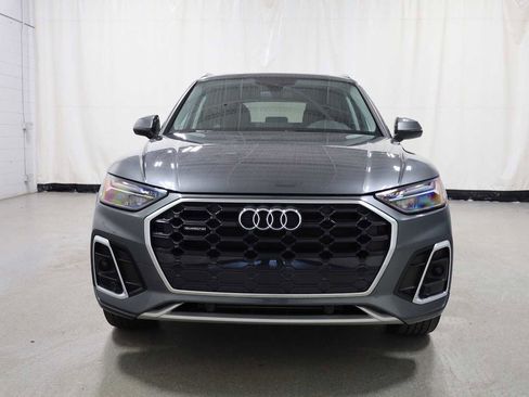 Used 2023 Audi Q5 2.0T Premium w/ Convenience Package image 14
