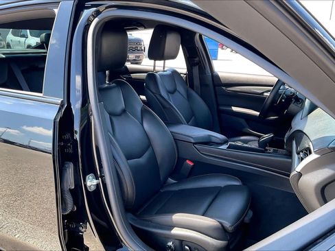 Used 2025 Cadillac CT5 Sport RWD image 9