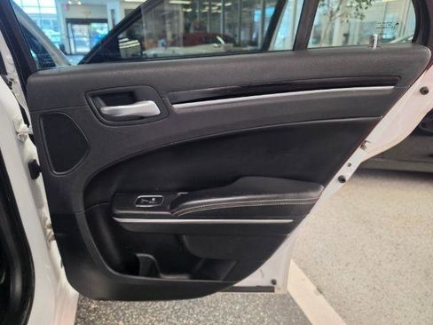 Used 2017 Chrysler 300 S RWD image 30