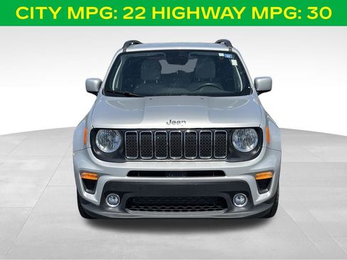 Used 2020 Jeep Renegade Latitude FWD image 3