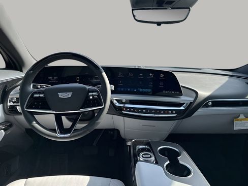 New 2026 Cadillac Lyriq Premium Luxury w/ LPO, Floor Liner Package image 23